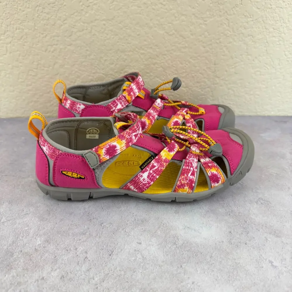 KEEN Moxie Sandals Girls Youth Size 6 Pink Yellow Water Shoes Closed Toe 1026320